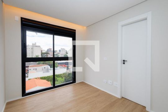 Quarto de apartamento à venda com 2 quartos, 86m² em Alto da XV, Curitiba