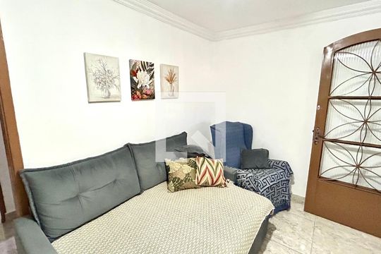 Sala de casa à venda com 3 quartos, 180m² em Jardim Santa Mena, Guarulhos