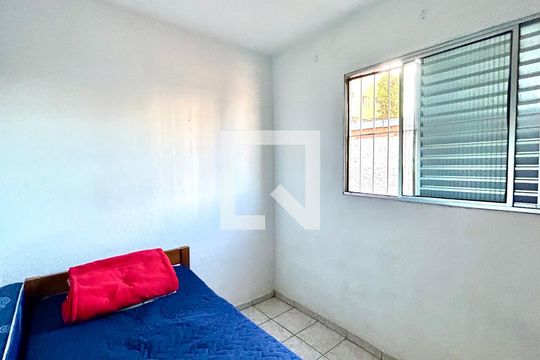 Quarto 1 de casa à venda com 3 quartos, 180m² em Jardim Santa Mena, Guarulhos
