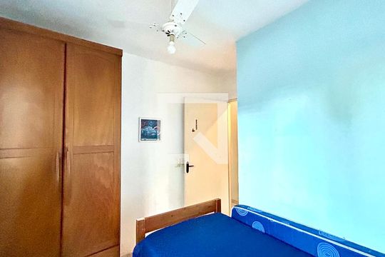 Quarto 1 de casa à venda com 3 quartos, 180m² em Jardim Santa Mena, Guarulhos