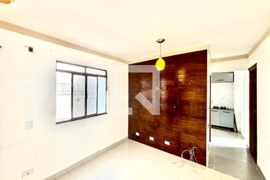 Apartamento para alugar com 2 quartos, 53m² em Vila Silvia, São Paulo
