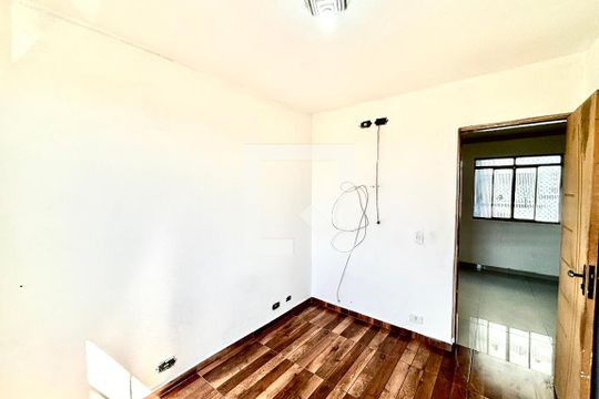 Quarto 1 de apartamento para alugar com 2 quartos, 53m² em Vila Silvia, São Paulo