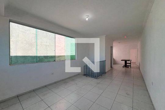 Sala de casa para alugar com 1 quarto, 45m² em Parque Oratório, Santo André