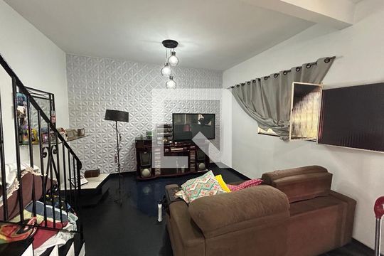 Sala de casa à venda com 2 quartos, 120m² em Bento Ribeiro, Rio de Janeiro