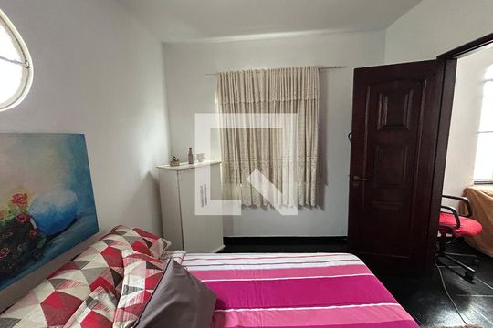 Quarto 1 de casa à venda com 2 quartos, 120m² em Bento Ribeiro, Rio de Janeiro