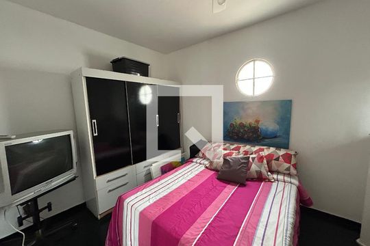 Quarto 1 de casa à venda com 2 quartos, 120m² em Bento Ribeiro, Rio de Janeiro