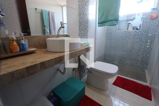 Banheiro de casa à venda com 2 quartos, 63m² em Parque Santa Madalena, São Paulo