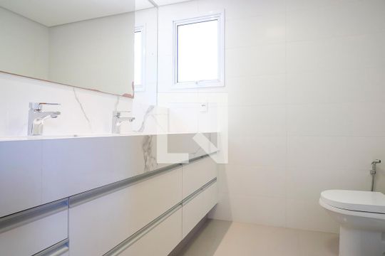 Banheiro da suíte 1 de apartamento à venda com 3 quartos, 142m² em Centro, São Caetano do Sul