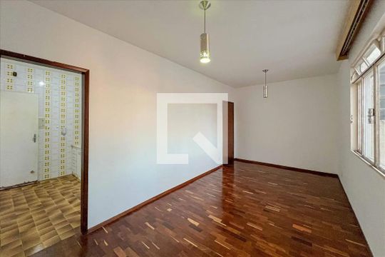 Sala de apartamento para alugar com 2 quartos, 90m² em São Lucas, Belo Horizonte