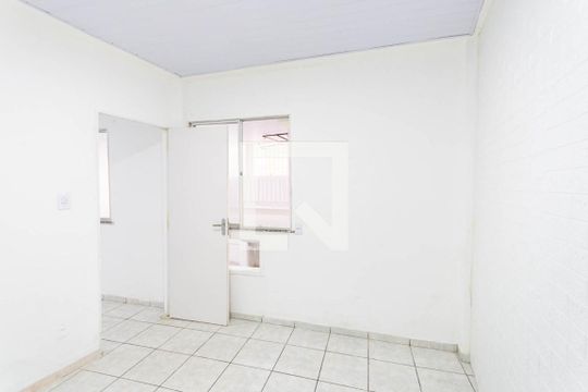 Quarto de casa para alugar com 1 quarto, 60m² em Imperial de São Cristóvão, Rio de Janeiro