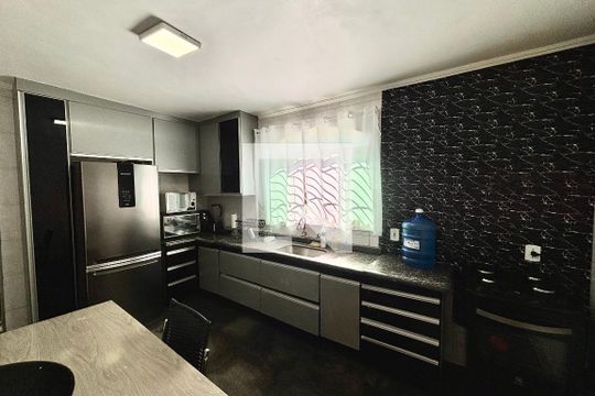 Cozinha  de casa à venda com 3 quartos, 175m² em Jardim Penha, São Paulo