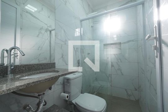 Banheiro de kitnet/studio para alugar com 1 quarto, 22m² em Vila Mariana, São Paulo