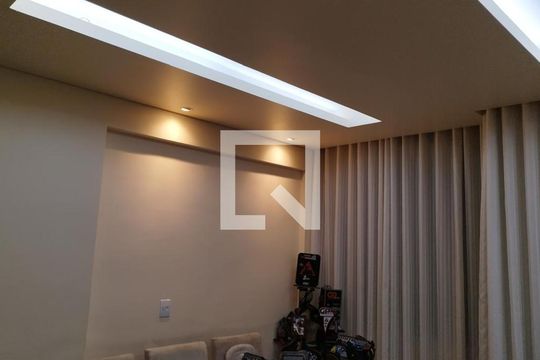 Sala de apartamento para alugar com 3 quartos, 95m² em Novo Eldorado, Contagem