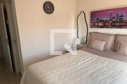 Suíte de apartamento à venda com 3 quartos, 88m² em Vila Guarani (zona Sul), São Paulo