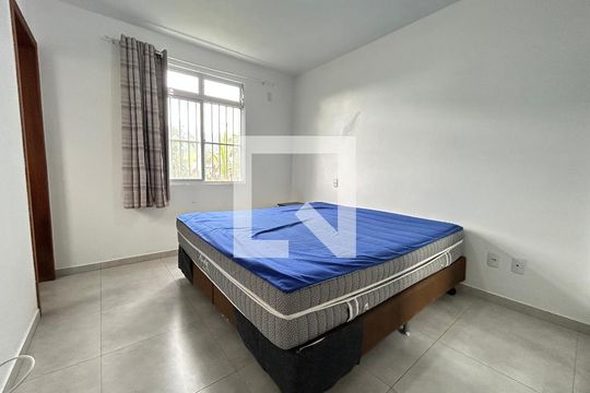 Suíte de apartamento para alugar com 2 quartos, 80m² em Barra da Lagoa, Florianópolis