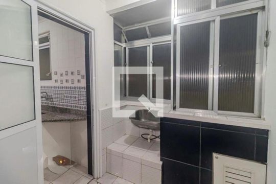 Cozinha de apartamento para alugar com 2 quartos, 75m² em Centro Histórico, Porto Alegre