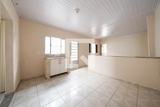 Sala/Cozinha de casa para alugar com 3 quartos, 120m² em Vila Ré, São Paulo