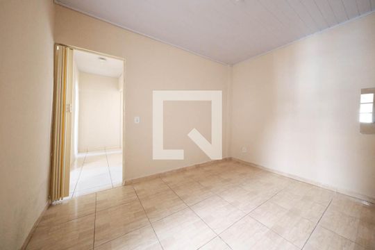 Quarto 1 de casa para alugar com 3 quartos, 120m² em Vila Ré, São Paulo