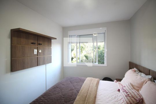 Quarto 1 de apartamento para alugar com 2 quartos, 57m² em Morro Santana, Porto Alegre