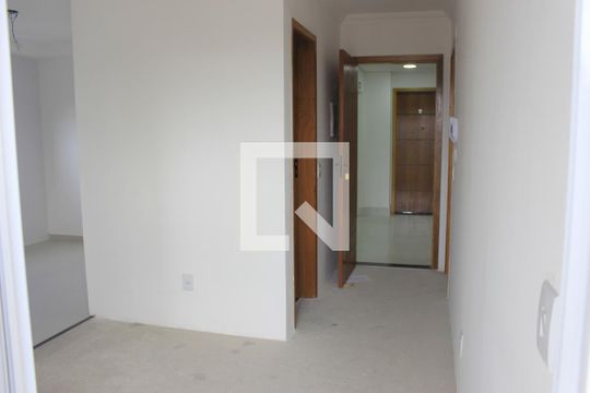 Sala de apartamento à venda com 2 quartos, 53m² em Jardim Aida, Guarulhos