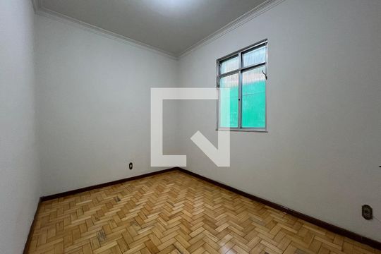Quarto 1 de apartamento para alugar com 2 quartos, 83m² em Boa Vista, Juiz de Fora
