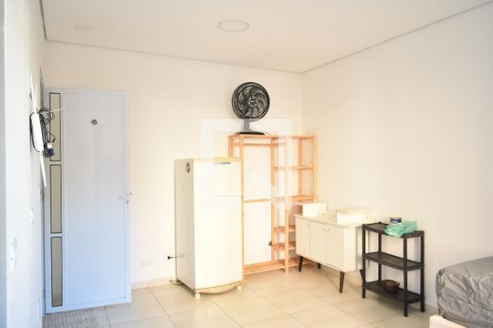 Studio de kitnet/studio para alugar com 0 quarto, 23m² em Mirandópolis, São Paulo
