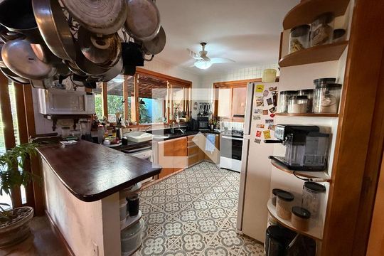 Casa para alugar com 3 quartos, 300m² em Itaipu, Niterói