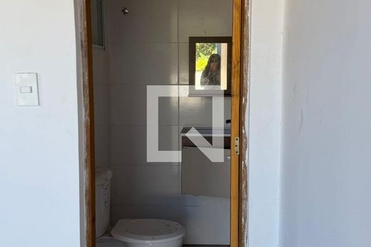 Banheiro de apartamento à venda com 2 quartos, 88m² em Vila Suíça, Santo André
