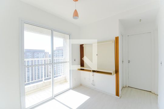 Sala de apartamento para alugar com 2 quartos, 43m² em Vila Itapegica, Guarulhos