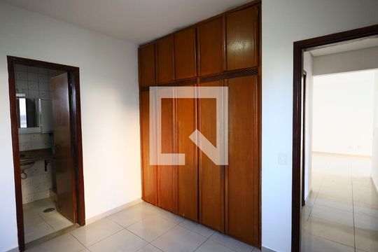 Suíte 1 de apartamento para alugar com 3 quartos, 100m² em Vila Osasco, Osasco