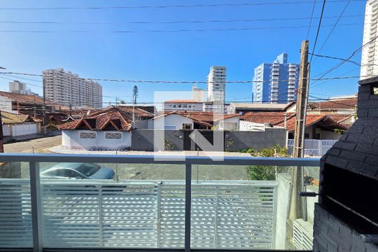 Varanda de casa de condomínio para alugar com 2 quartos, 70m² em Maracanã, Praia Grande