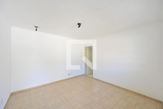 Sala de casa de condomínio para alugar com 2 quartos, 75m² em Vila da Saúde, São Paulo