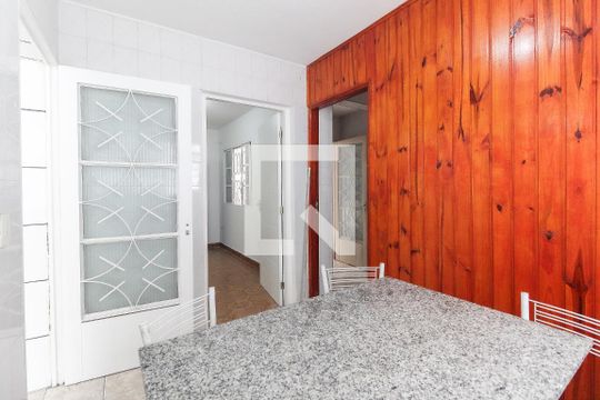 Copa de casa para alugar com 1 quarto, 45m² em Conjunto Residencial José Bonifácio, São Paulo