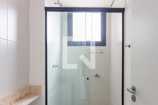 Banheiro da Suíte de apartamento para alugar com 2 quartos, 50m² em Centro, Osasco