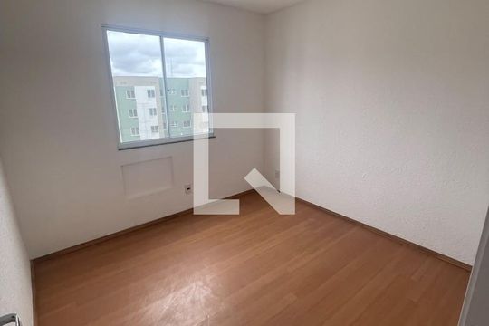 Quarto de apartamento para alugar com 2 quartos, 42m² em Campo Grande, Rio de Janeiro