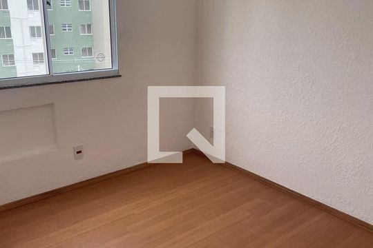 Quarto de apartamento para alugar com 2 quartos, 42m² em Campo Grande, Rio de Janeiro