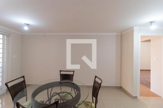 Salas de apartamento à venda com 2 quartos, 83m² em Vila Proost de Souza, Campinas