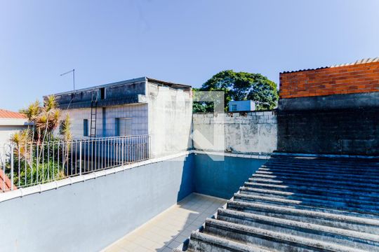 Vista da Suíte 1 de casa à venda com 5 quartos, 300m² em Jardim Bom Clima, Guarulhos