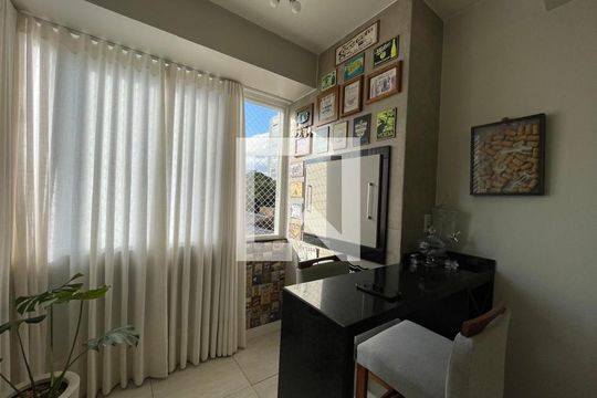Apartamento à venda com 2 quartos, 98m² em Morro do Espelho, São Leopoldo