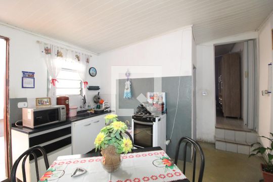 Sala/Cozinha de casa à venda com 3 quartos, 96m² em Gleba do Pêssego, São Paulo