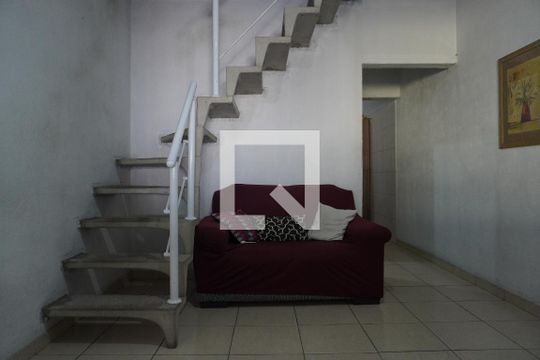 Casa à venda com 5 quartos, 100m² em Vila Jacuí, São Paulo