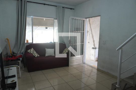 Casa à venda com 5 quartos, 100m² em Vila Jacuí, São Paulo