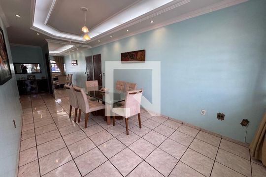 Apartamento para alugar com 5 quartos, 200m² em Taguatinga  Sul, Brasília