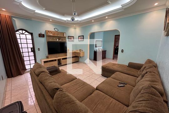Apartamento para alugar com 5 quartos, 200m² em Taguatinga  Sul, Brasília