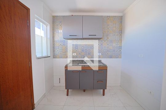 Sala/Cozinha de apartamento para alugar com 1 quarto, 30m² em Jardim Maringa, São Paulo