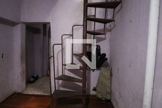 Casa à venda com 2 quartos, 52m² em Vila Margarida, São Paulo