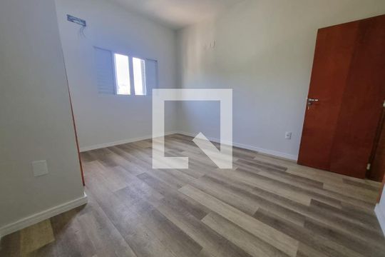 Suíte de casa de condomínio para alugar com 3 quartos, 80m² em Parque dos Pomares, Campinas