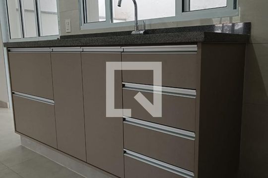 Cozinha de casa de condomínio para alugar com 3 quartos, 80m² em Parque dos Pomares, Campinas