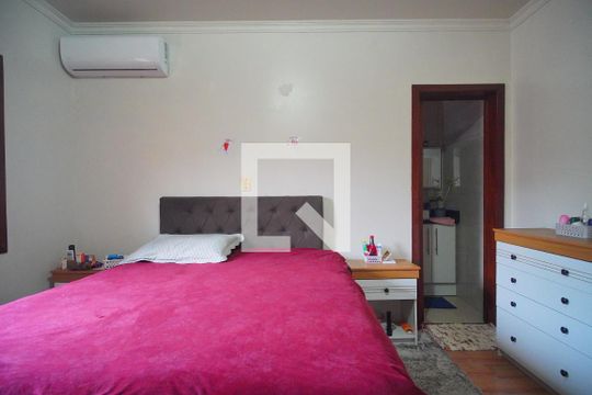 Suíte de casa à venda com 3 quartos, 210m² em Campina, São Leopoldo
