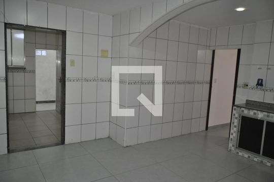 Casa de Condomínio para alugar com 3 quartos, 130m² em Todos Os Santos, Rio de Janeiro